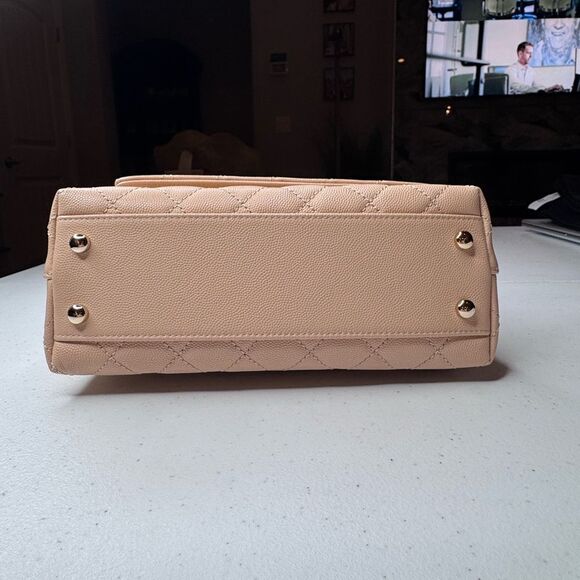 Chanel Medium Flap Bag With Top Handle 24K - Picture 13 of 14